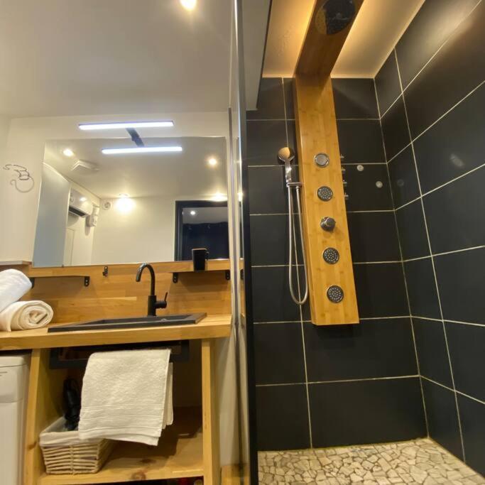 Escale Studio 21M Aeroport Cdg Parc Expo Asterix Gonesse Exterior foto